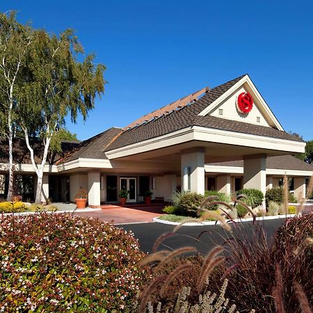 Hotel Mathilda سانيفال، كاليفورنيا المظهر الخارجي الصورة